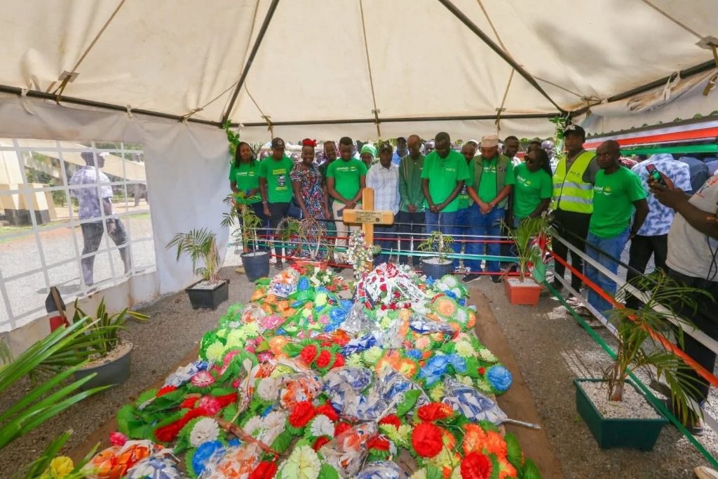 Maraga Visits Raila Odinga Shrine in Bondo Amid Rising 2027 Speculation