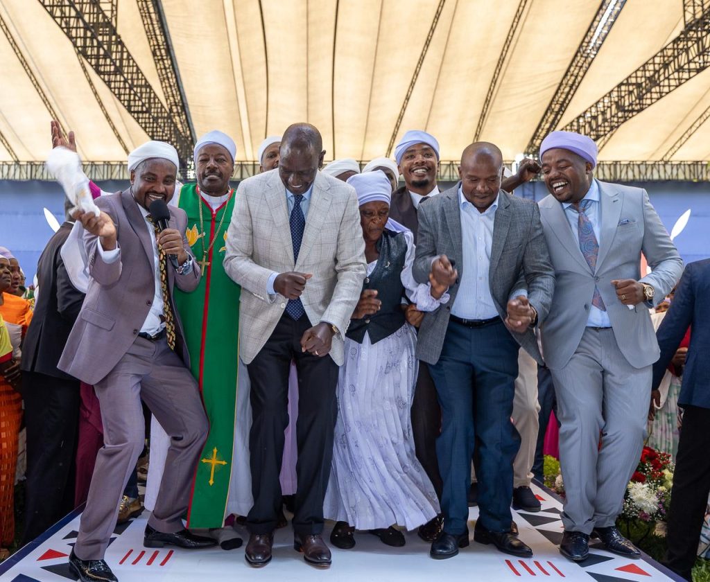 Ruto Hosts Thousands of Akorino Faithful at State House Thanksgiving Service