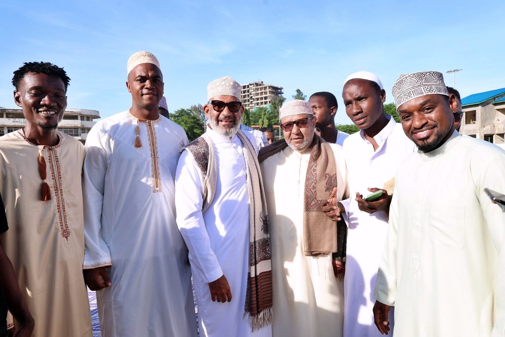 GOVERNOR NASSIR CALLS FOR UNITY AND PEACE AS MOMBASA MUSLIMS MARK EID AL-ADHA