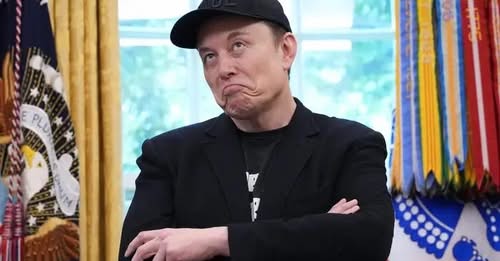 Elon Musk Falls Below Trillionaire Status After Tech Market Rout Erases Billions