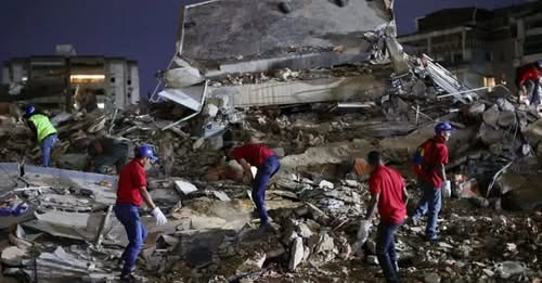Venezuela Declares State of Emergency After Devastating Twin Earthquakes Kill Dozens and Trigger Massive National Response